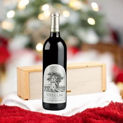 Silver Oak Cabernet Sauvignon presented in a wooden crate. Ideal for special occasions and holidays.
