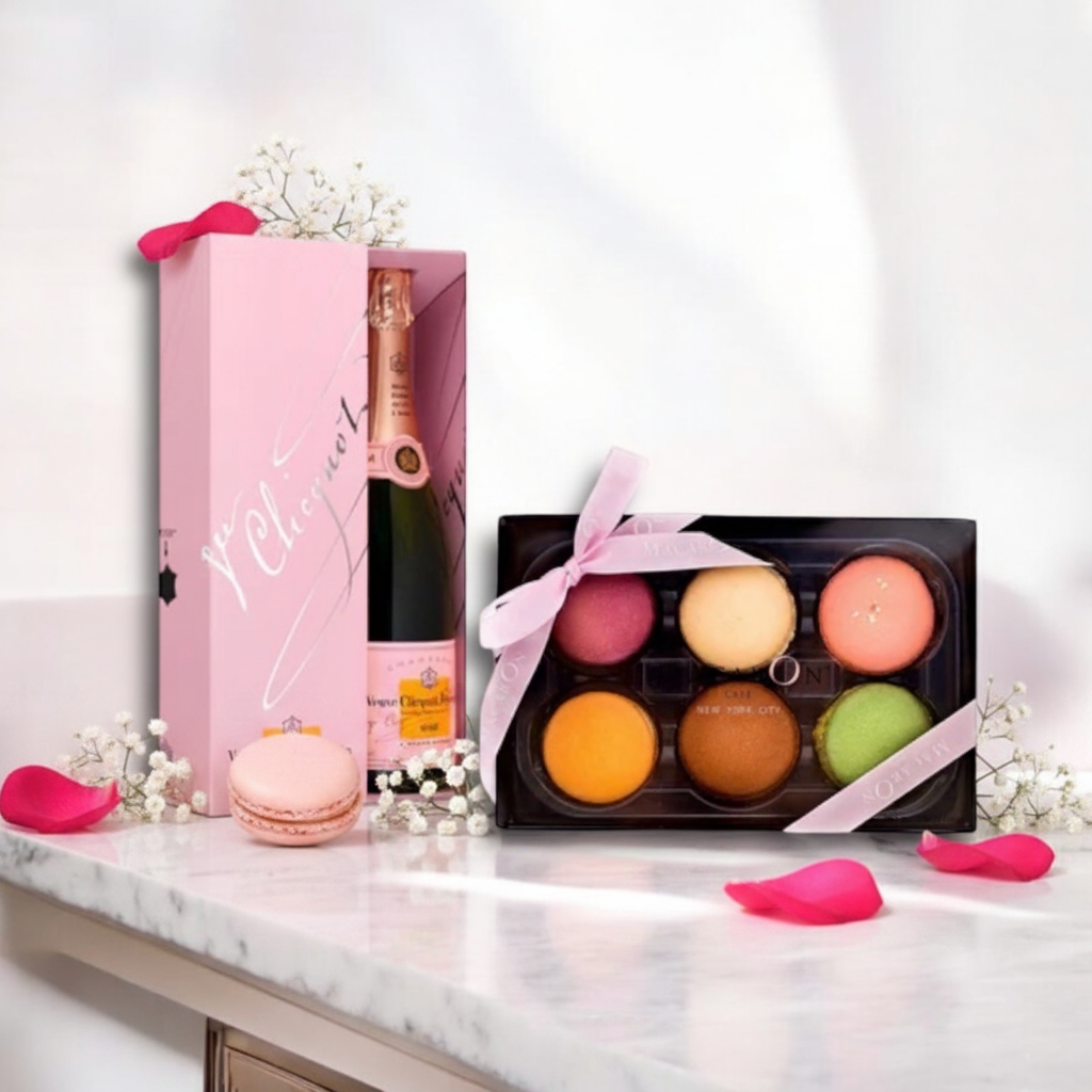 Veuve Clicquot Rosé w/6pc Pastel Macarons