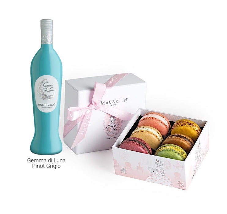 Pinot Grigio w/Signature Macarons