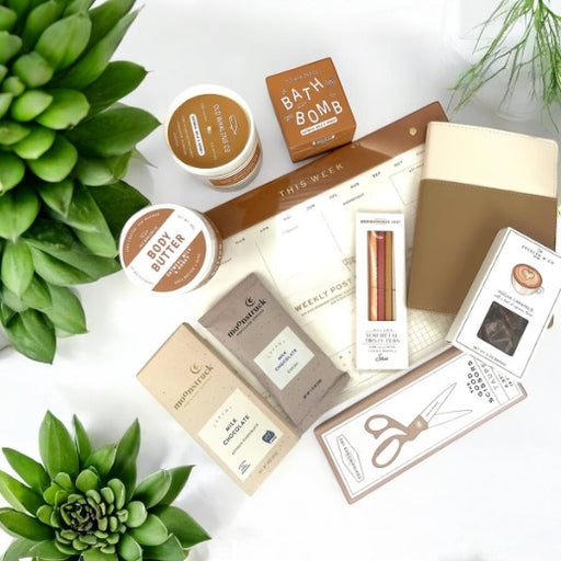 Great gift for new hire - desk supplies, bath products, and snacks. Ships nationwide from NY.